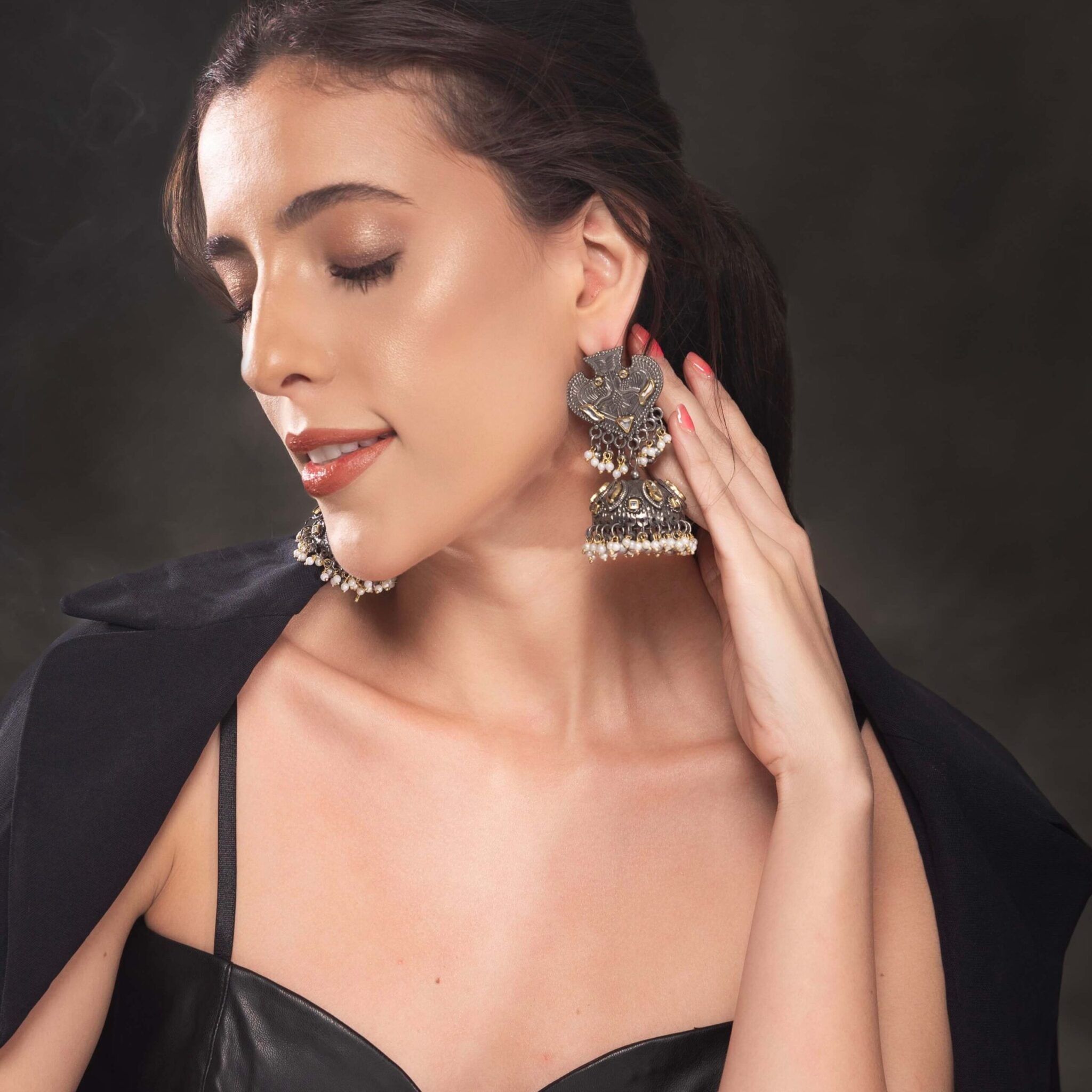 Rani Ka Ikka Silver Oxidised Jhumka Earrings