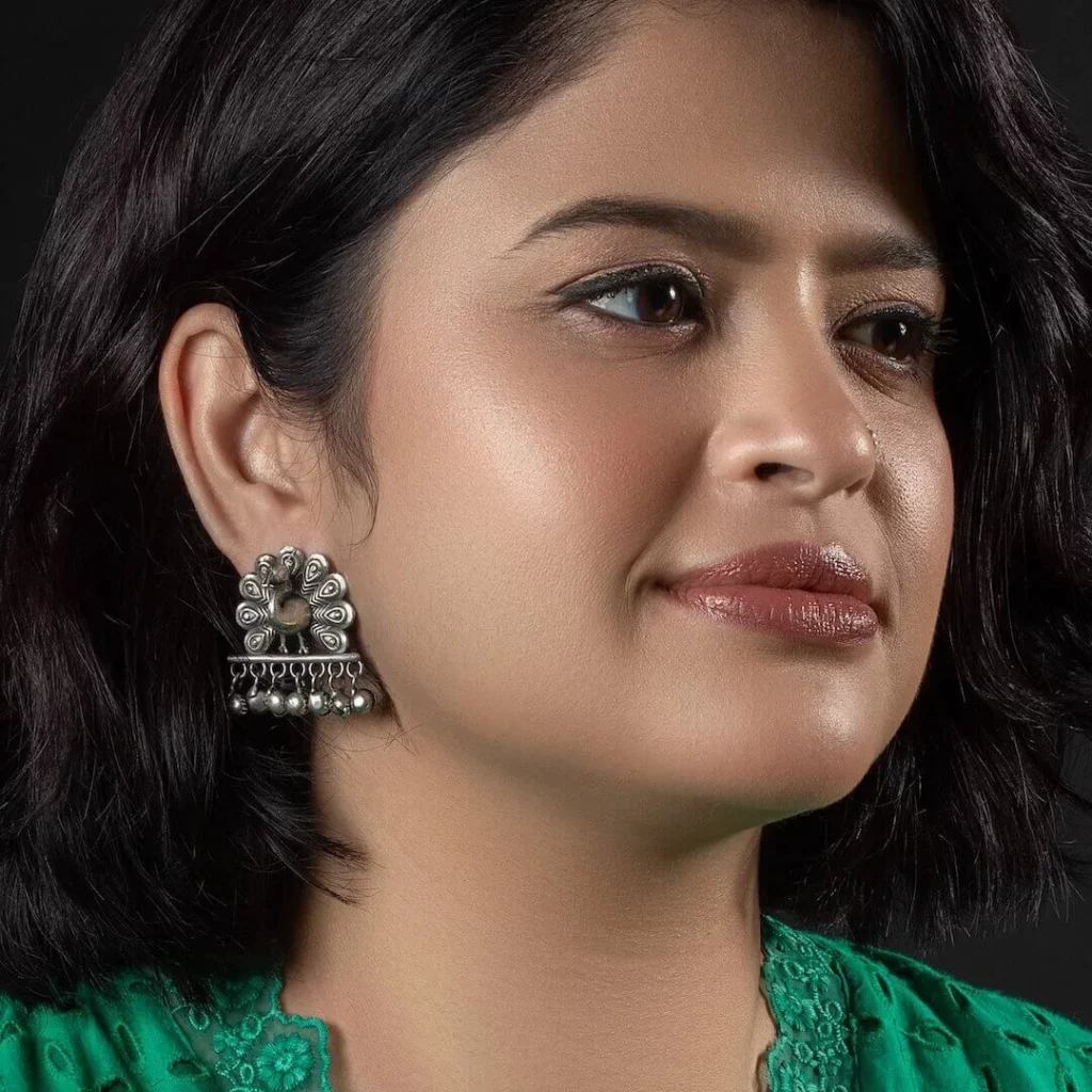 What is Silver Oxidised Jewellery? A Timeless Trend by Ruhratna