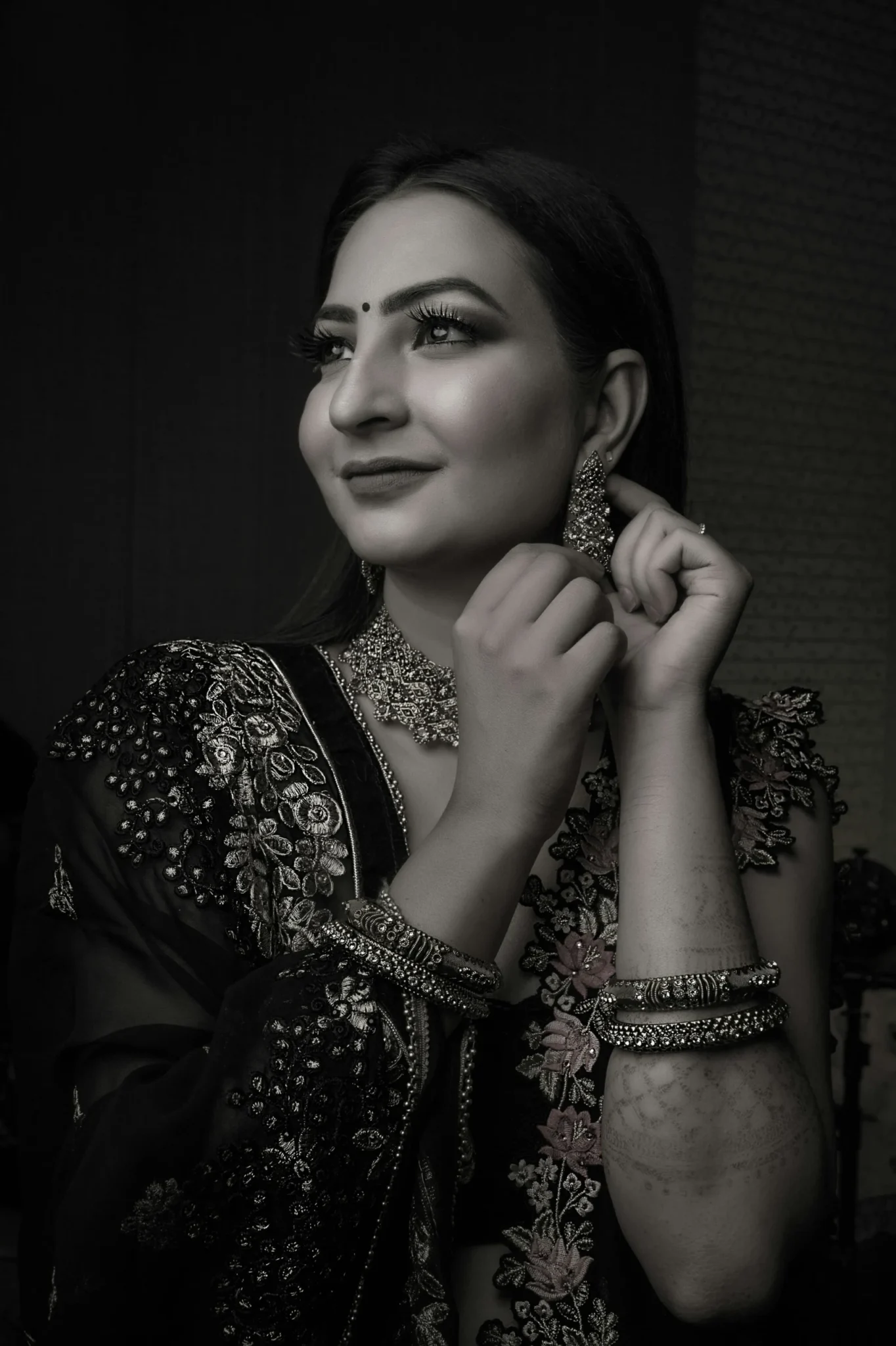 Oxidised Jhumkas vs Gold Jhumkas – Which Is Best for Monsoon Fashion?
