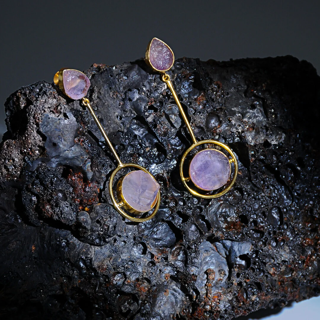Lyra – Gold-Plated with Amethyst Uncut Stone Earrings