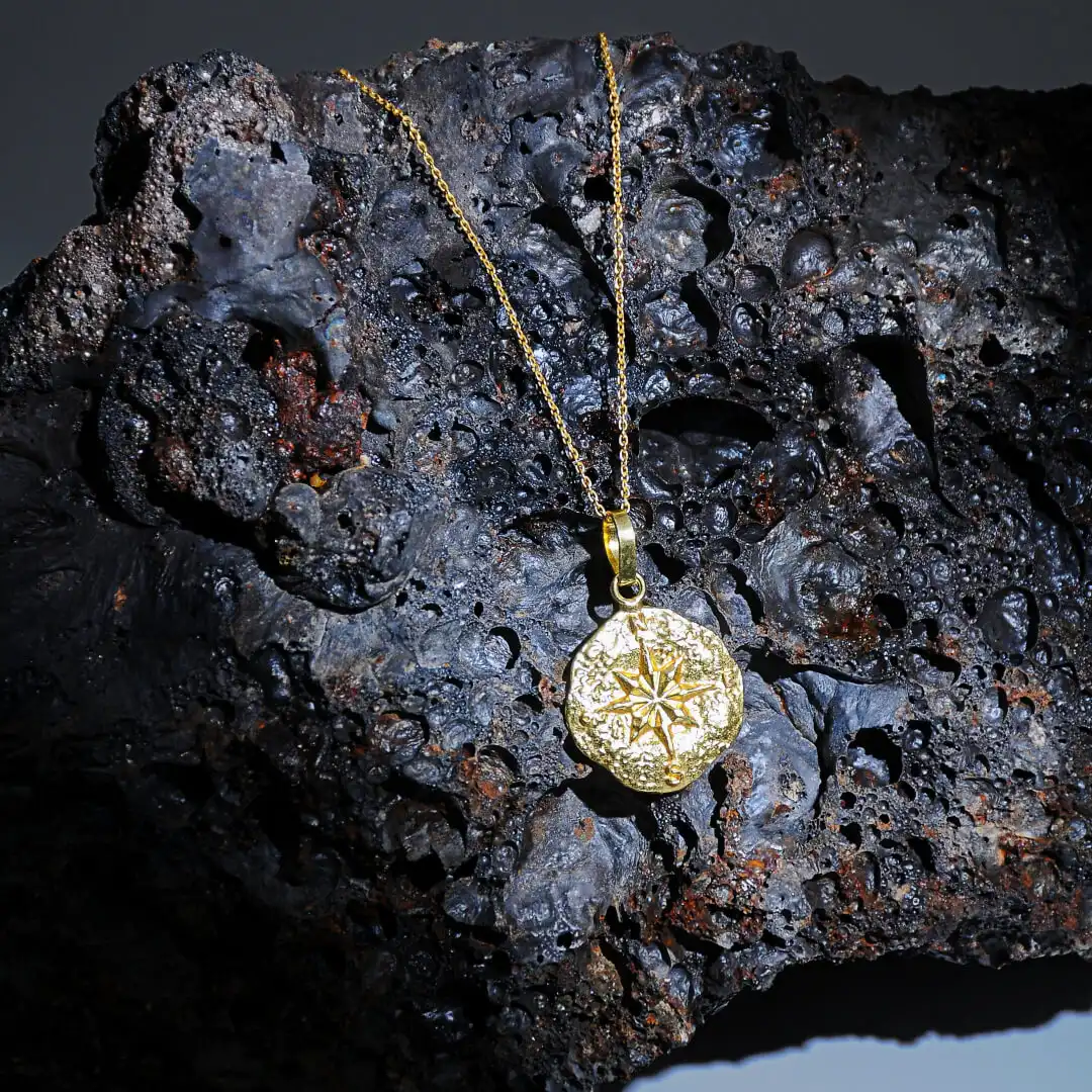 Astrid – Gold-Plated North Star Compass Pendant Necklace