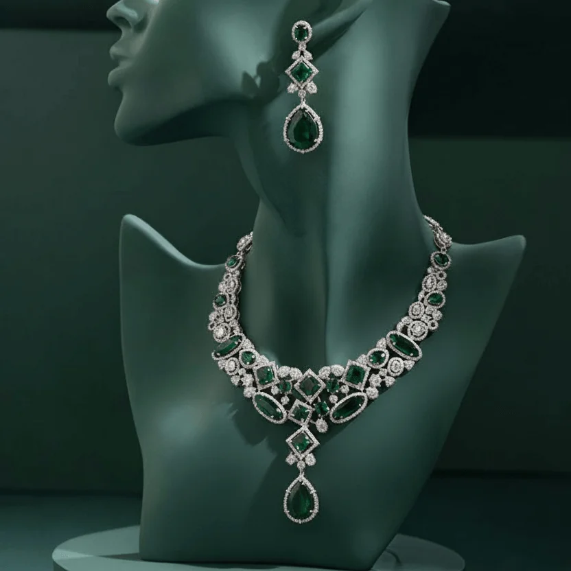 Riona – Emerald Green and Diamond-Cut Bridal Necklace Set