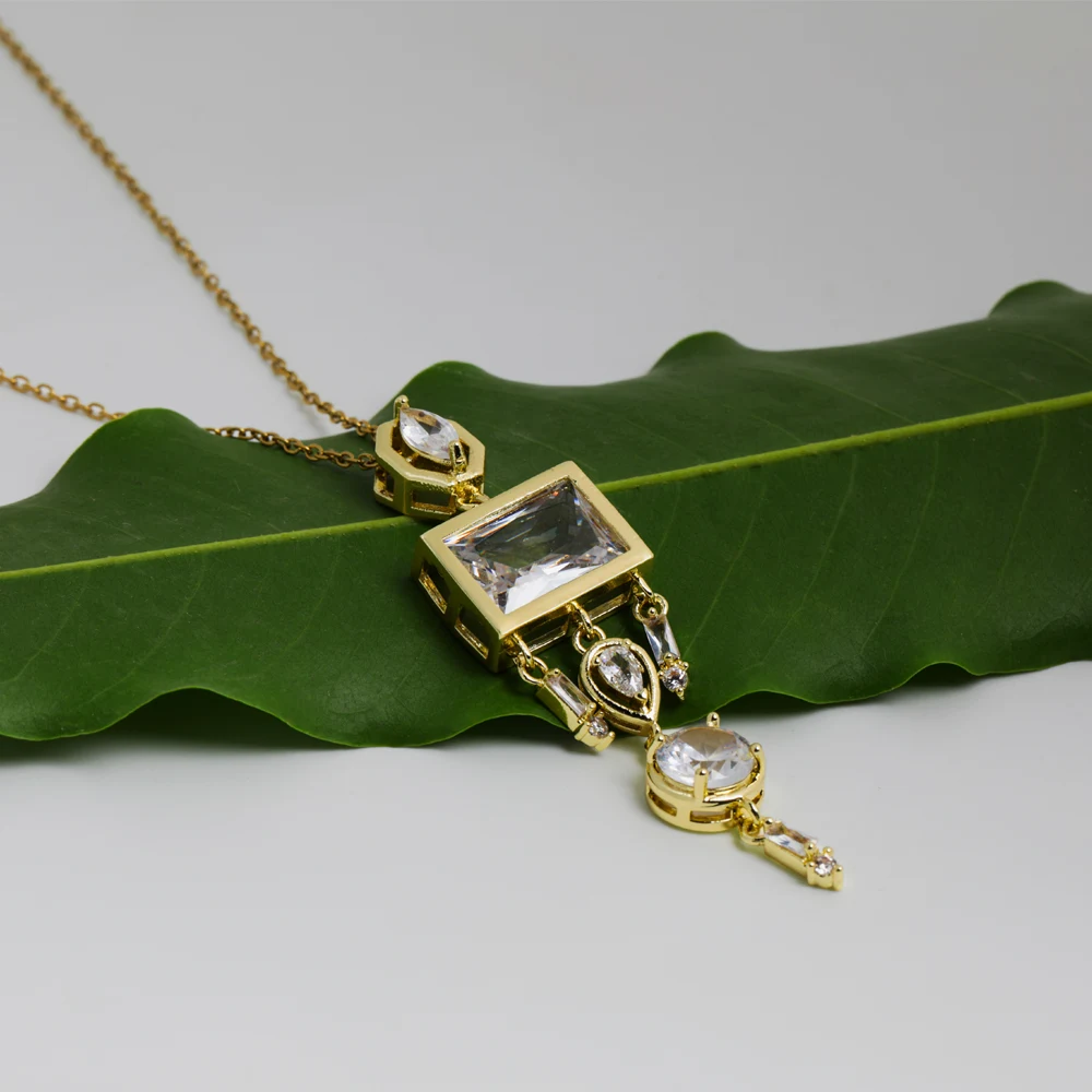 Elara – Crystal Cascade Pendant Necklace