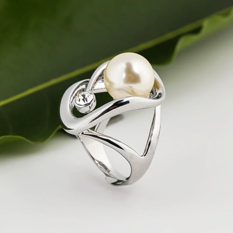 Maristelle Pearl Orbit Ring – trendy rings for women with pearl and silver design