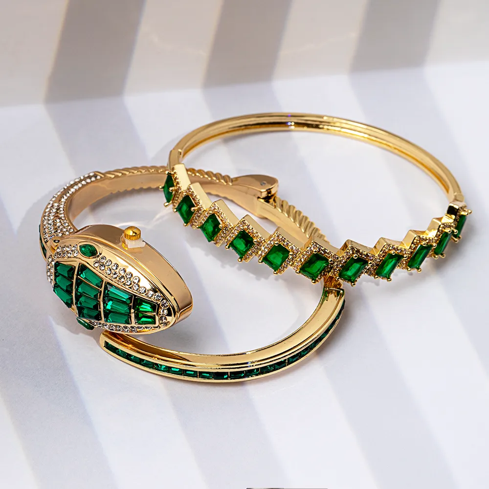 Serpentina – Emerald Secret Watch Bangle